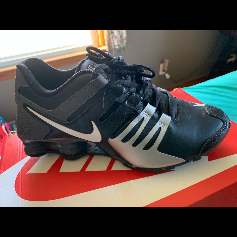 Nike shox